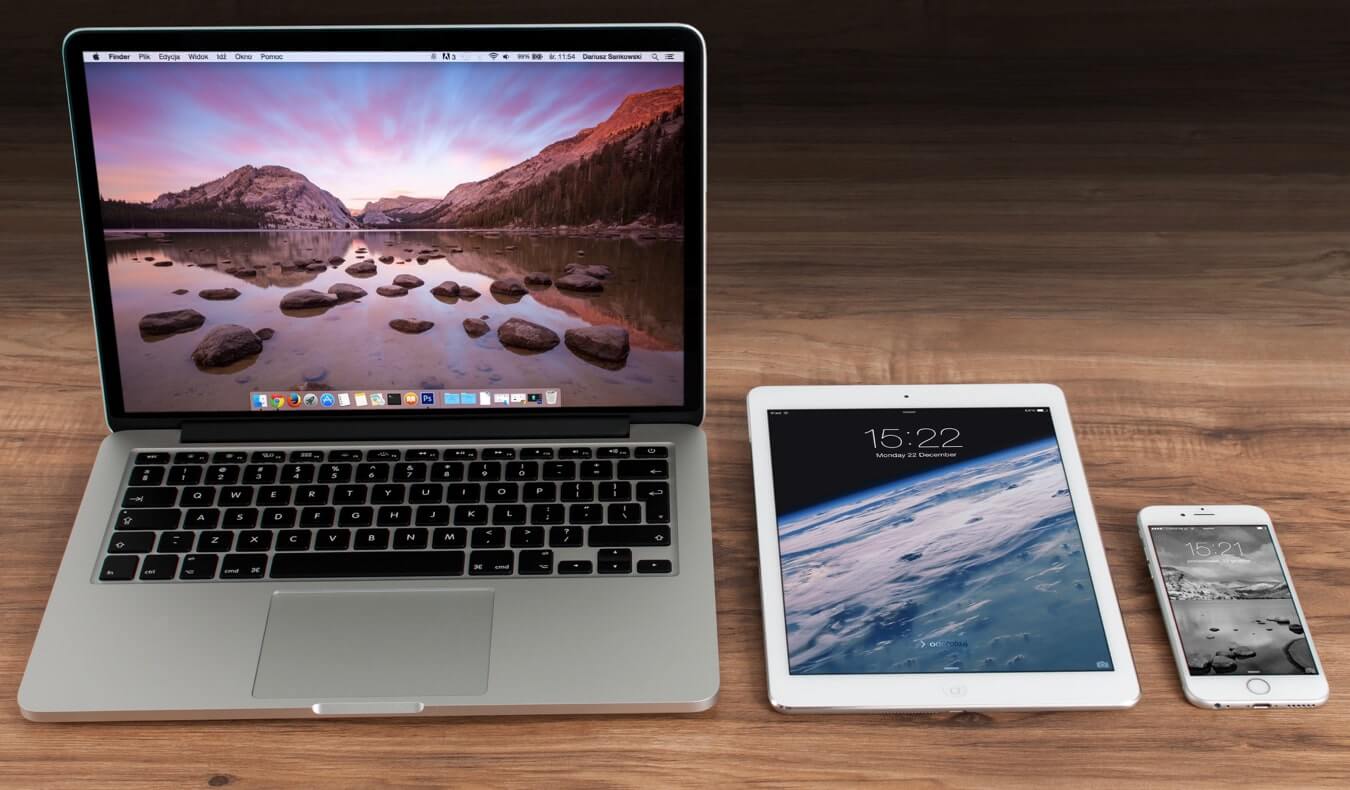 When you can do everything on your smartphone – do you really need a laptop, tablet or camera when you travel?